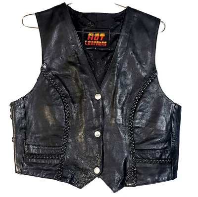 Antigo Colete Feminino de Couro Quente Tamanho G Couro Preto Liberdade Botões de Moeda Renda Motociclista  - Imagem 1 de 4