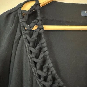 Banana Republic Top Women's PL Braided Knot Blouse Black Shirt Round Neck Casual - Picture 1 of 6