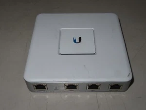 Ubiquiti Networks UniFi Security Gateway 1000Mbps Gigabit (USG) ** NO ADAPTER - Afbeelding 1 van 4