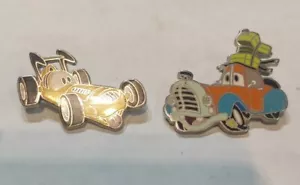 Disney Goofy Lapel Pins Buttons Lot 2 Disneyana Collectibles Trade - Picture 1 of 4