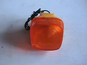 FANALE INDICATORE LUMINOSO HONDA GIALLO 33400-167- MB100 MB50 MT50 MT80 XL125S CB125T ANTERIORE - Foto 1 di 3