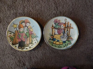 2 VTG V. TIZIAMO PLATES, VALENTINE CHRISTMAS ETCHED AND PAINTED IN ITALY, 78 79 - Picture 1 of 15