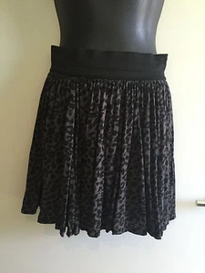 * BNWOT - Cotton On Black and Grey Elastic Waist Leopard Print Skirt Size 8  - Imagen 1 de 2