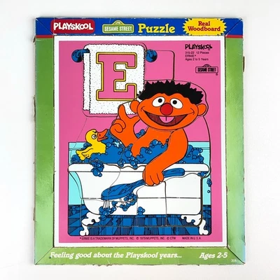 Rompecabezas de tablero de madera con marco de calle sésamo Ernie bañera vintage años 70 Foto 1 de 3