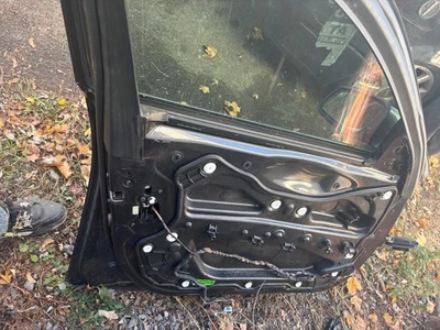 BMW 750LI 2010 puerta del conductor con panel y espejo retrovisor Foto 1 de 2