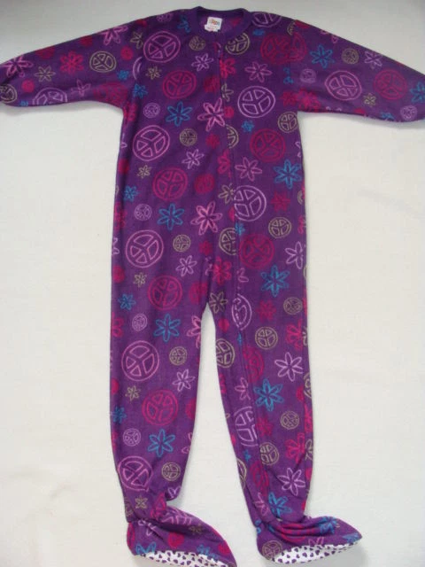 NWT Girls Footed Fleece Pajamas Winter Size 4 5 Purple Pjs 1 Piece Jammies NEW  - Image 1 of 1