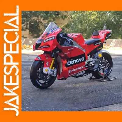 Moto Miniature Maisto 1/6 Scale Ducati Desmosedici GP Model Modèle Réduit - Photo 1/4