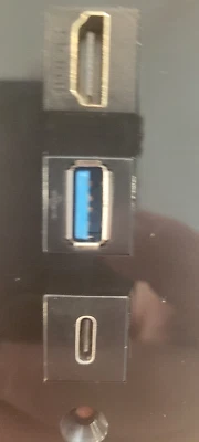 Placa frontal modular placa de pared Keystone negra 3 puertos HDMI USB3.0 y USB-C stock en EE. UU. Foto 1 de 4