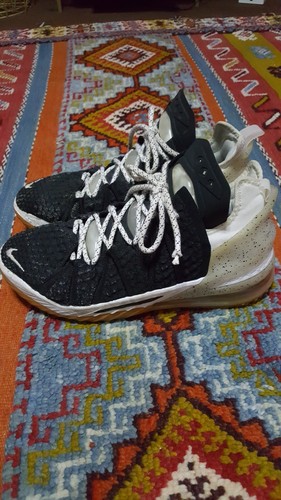 Nike LeBron 18 gomma nera bianca