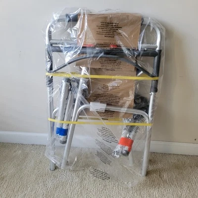 Andador dobrável Drive 2 botões, 2 rodas dianteiras, ajuste de altura de 4 pernas. - Imagem 1 de 4