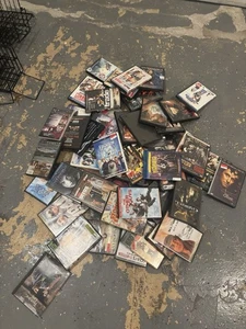 Random empty DVD cases 55 total no DVD movie collection - Imagen 1 de 2