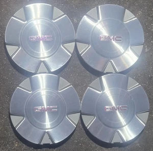 OEM Set of 4 2010-2012 GMC Acadia 19" Alloy Wheel Center Caps Hubcaps GM 9596977 - Picture 1 of 10