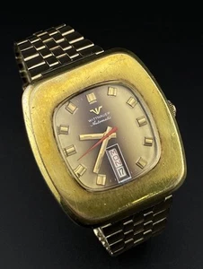 Vintage 70’s Wittnauer Automatic Day Date Men’s Classic Gold Tone Square Watch - Picture 1 of 15