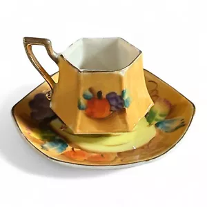 Antica tazza e piattino in miniatura frutta Nico made in Japan bordo oro - Foto 1 di 7