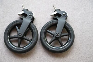 NUOVE ruote anteriori Bugaboo Fox 2 con sospensioni con finiture nere - prezzo consigliato £ 138,95 - Foto 1 di 1