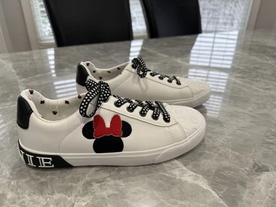 Кроссовки женские Disney GroundUp Minnie Mouse белые и черные в горошек 8  - Изображение 1 из 4