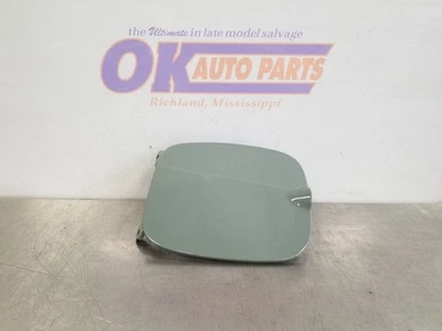 TOYOTA 4 RUNNER TRD 23 2023 DEPORTIVO PUERTA DE LLENADO DE COMBUSTIBLE ROCA LUNAR Foto 1 de 4