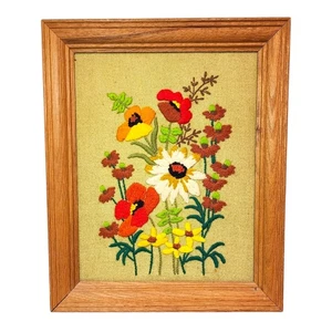 Vtg MCM Floral Crewel Embroidery Finished Framed Flowers Cottage Granny Core - Picture 1 of 3