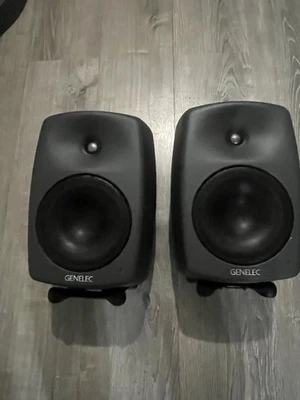 Monitores de estudio Genelec 8040A Foto 1 de 4
