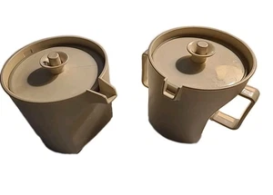 Tupperware Creamer & Sugar server set with press-to-seal lids, beige, plastic - Picture 1 of 9