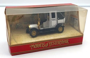 Nr. 3539 Matchbox Models of Yesteryear Y28-C 1907 Unic Taxi - Bild 1 von 4
