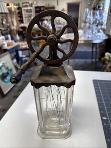 Vintage Silvers Co Ghisa Sbattitore Uova Mixer Misuratore Barattolo Vetro - Foto 1 di 12