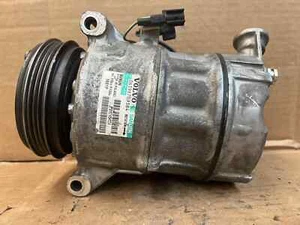 USED OEM AC Compressor P31315453 / 1681P / 360014620 / 360021040 / 360113550 - Picture 1 of 5