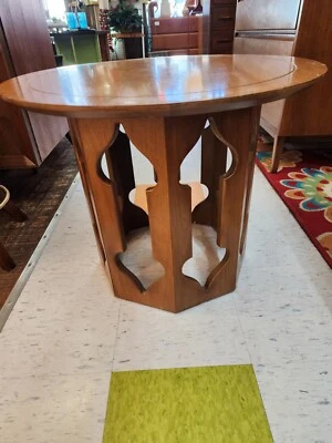 Sculptured Side Table - Image 1 of 4