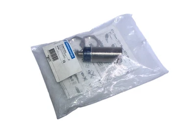 TELEMECANIQUE XT130B1PCM12 CAPACITIVE PROXIMITY SENSOR - Image 1 of 3