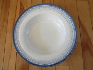 4 NEW WILLIAMS SONOMA BLUE CORNFLOWER BEADED BAND 9.5" PASTA BOWLS MADE IN ITALY - Picture 1 of 6
