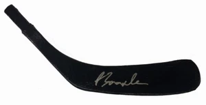 Hoja de palo firmada por los Chicago Blackhawks de Antti Saarela - Imagen 1 de 1