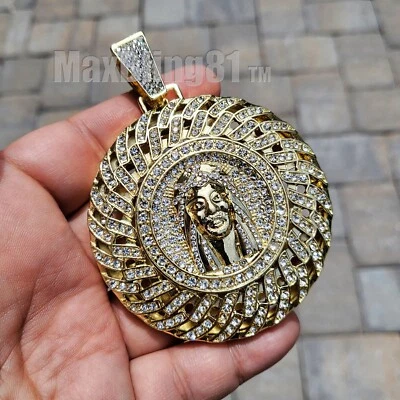 HIP HOP ICED GOLD PLATED LARGE JESUS FASHION MEDAL CUBIC ZIRCONIA CHARM PENDANT - Image 1 of 4