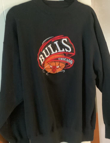 Vintage 90’s NBA Chicago Bulls Sweatshirt XL By Brandon Cover
