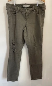 Torrid Jeanshose Damen 14R Boyfriend olivgrün distressed Stretch - Bild 1 von 5