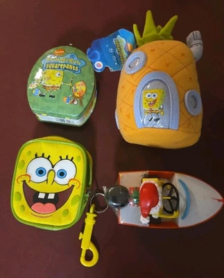 Nickelodeon 2002 SpongeBob SquarePants Pineapple Plush Tin Candy Dispenser Bag - Image 1 of 4