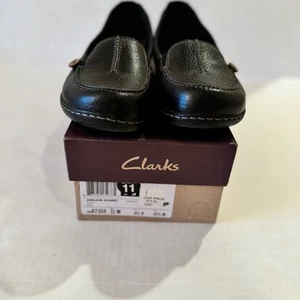 Clarks Women's 11M Black Ashland Scurry Clogs Slip On Leather Comfort Round Toe  - Picture 1 of 15
