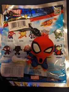 Spiderman Monogram Figural 3D bag clip - Picture 1 of 2