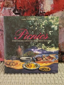 Picnics: Recipes For Dining In The Great Outdoors by Country Garden Cookbook - Bild 1 von 3