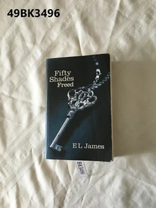 Fifty Shades Freed by E.L. James Paperback LOT49 49BK3496 - Picture 1 of 5