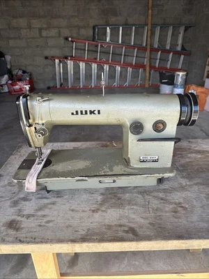Máquina de coser industrial de punto recto Juki DDL-227 GLACO - LIMPIA/FUNCIONA Foto 1 de 4