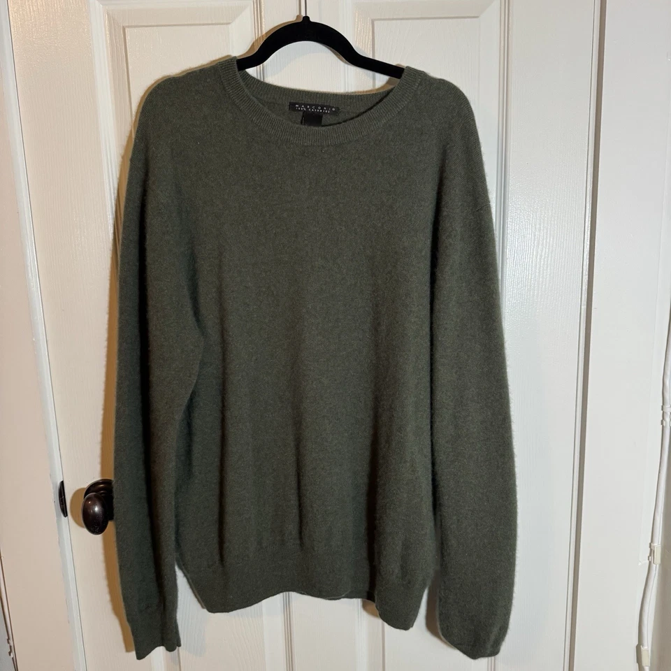 Marconi 100% Cashmere Crew Neck Green Sweater Size XL Extra Large Small Hole - Image 1 of 4