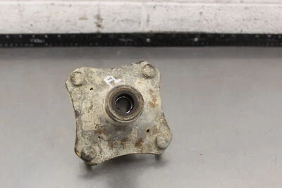 1984 Suzuki Quadrunner 185 LT185 2x4 RUEDA DELANTERA BUJE IZQUIERDO O938 Foto 1 de 4