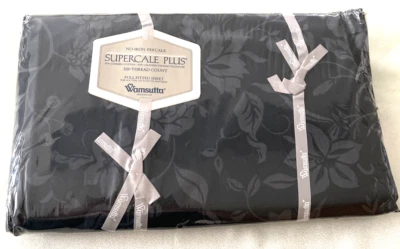 Wamsutta Supercale Plus Full Fitted Sheet Black Gray Floral 50/50 Cotton Blend - Image 1 of 4