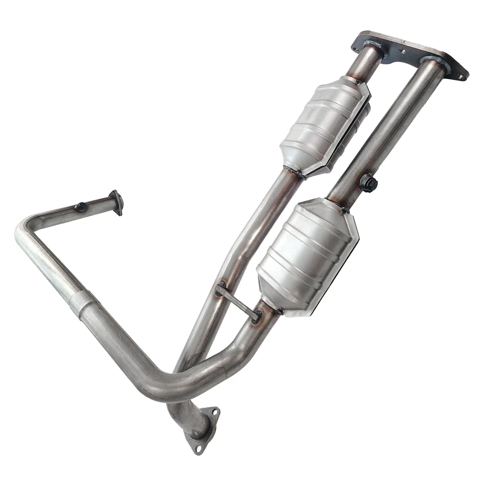 Catalytic Converter For 1999-2000 Cadillac Escalade Chevrolet C1500 K1500 5.7L  - Image 1 of 4
