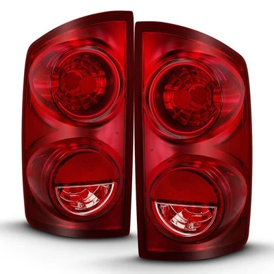 Conjunto de luz trasera de lente roja roja para Dodge Ram 2500 2007-2009 Foto 1 de 4