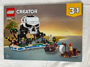 INSTRUCTION MANUEL FOR lego star wars 31109 (BOOK ONLY) - Picture 1 of 2