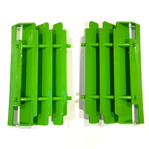 KX500 1996 PARRILLAS RADIADOR GENUINAS 14037-1099-6W MXPUK 1996 KX 500 LAMAS 2X487 - Imagen 1 de 8