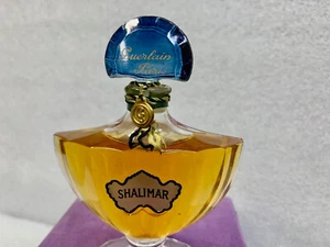 Vintage 1960's Sealed Shalimar Extrait 1oz  with Velvet Box Blue Glass Stopper - Picture 1 of 7