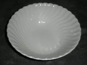 Johnson Brothers Regency Vegetable Bowl Serving England 8 1/4” Diameter EC - Picture 1 of 2