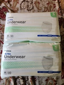 [2] McKesson Unisex Adult's Disposable Ultra Heavy Underwear, Size Small - White - Picture 1 of 4